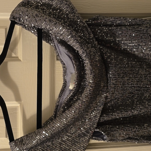 PREMIER AMOUR BRAND WOMEN'S GRAY SEQUIN PARTY TOP SIZE LARGE - Picture 4 of 14